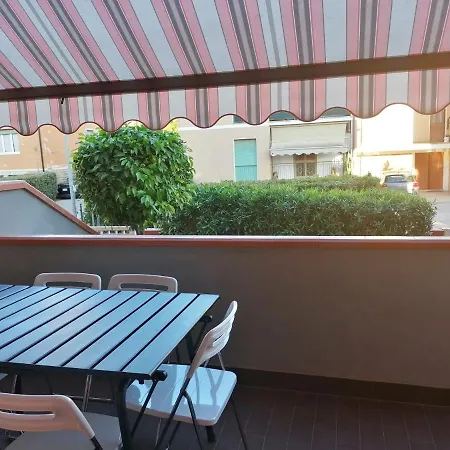 Appartement Con 2 Terrazze A 300 Mt Dal Centro Porto Azzurro