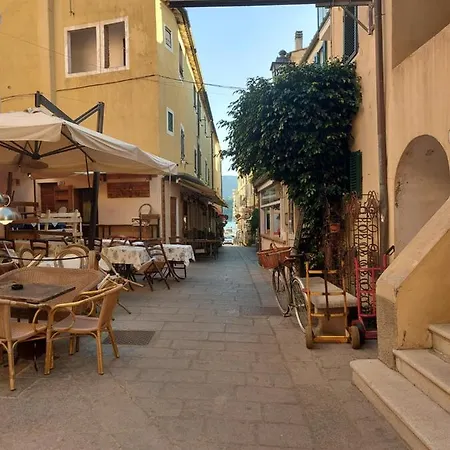 Appartement Con 2 Terrazze A 300 Mt Dal Centro